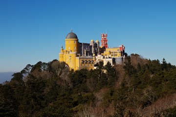 castle on the hill, Sinatra, Portugal 