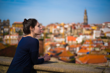 Chica en Oporto