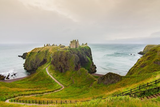 Dunnottar Castle, Stonehaven, Aberdeenshire, Scotland, United Kingdom, Europe