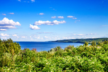 Fototapeta na wymiar Beautiful landscape of Kaniv Reservoir, Ukraine, in sunny day with bright cloudy sky