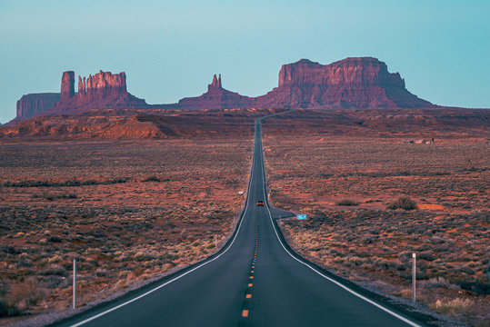 Forrest Gump Point street sunrise