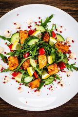 Greek salad with grilled chicken