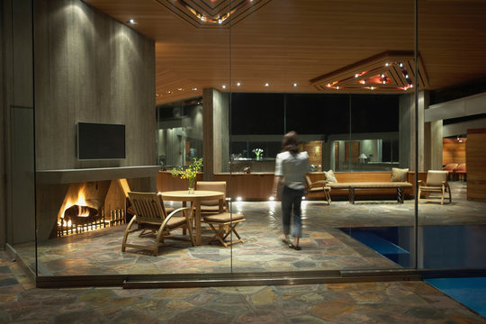 Modern Design home with indoor/ outdoor pool