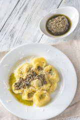 Tortelloni stuffed with ricotta with pesto