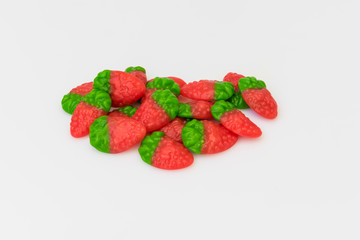 Jelly de fresas aisladas sobre fondo blanco