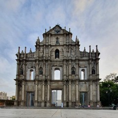 Fototapeta na wymiar Famous cathedral in Macau with early morning meditation