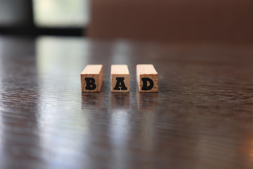 英文字ブロック・BAD