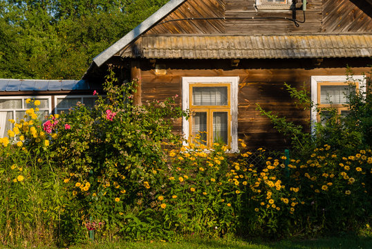 Lato na Podlasiu. Kraina Otwartych Okiennic
