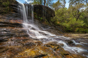 waterfall on weeping rock walking track, blue mountains national park, australia 18