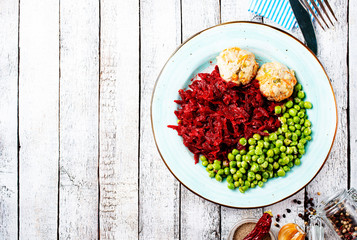 cutlets with peas
