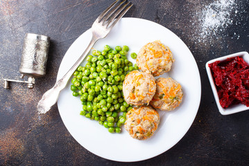 cutlets with peas