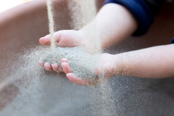 baby feet on blanket