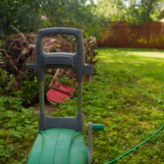 Garden water hose cart