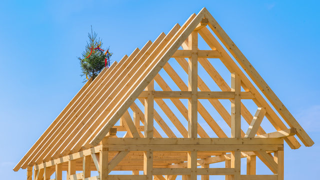 Ein Haus aus Holz bauen