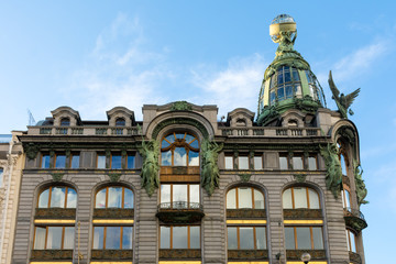 Obraz premium The building of the store singer on Nevsky Prospekt