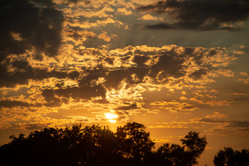 tramonto in campagna