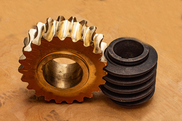 A worm gear that consists of a worm bronze wheel and a worm made of ligated steels.