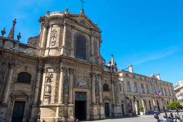 Fototapeta na wymiar Church of Notre-Dame in Bordeaux, Aquitaine, France