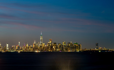 Fototapeta na wymiar Night View of Manhattan From Staten Island