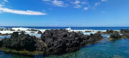Fototapeta na wymiar Natural pool of BIscoitos, in Terceira Island, Azores