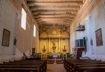 Interior of Church of Mission San Miguel Arcángel. San Miguel, San Luis Obispo County, California, USA. - obrazy, fototapety, plakaty