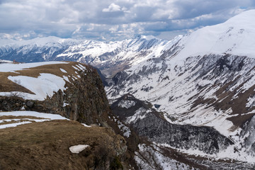 Obraz premium Snow-capped peaks of the Caucasus Mountains, Georgia