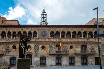 Fototapeta premium FACHADA DEL AYUNTAMIENTO DE TARAZONA