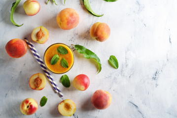Peach smoothies