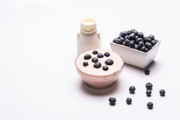 Fresh greek yogurt with blueberry