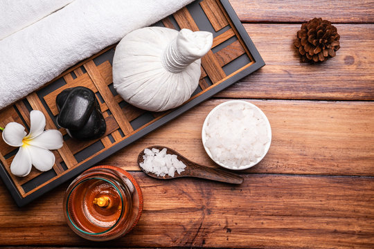 Sea Salts, Spa Stones And Herbal Massage Ball