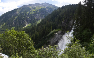 Fototapeta na wymiar Krimml waterfalls panorama in Austria