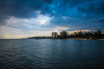 Naklejka premium Sunset at Montego Bay Beach Jamaica 