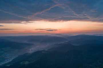 Sunrise of the summer sun in the mountains_1