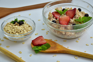 Oats and farro cereal with berries.