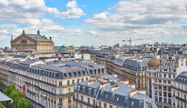 Panoramic picture of Paris / Taken from the Rooftop Balkony of the shopping centre "Printemps"