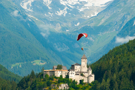 CASTELLO