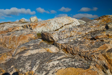 Granito y montaña Mealisval - Mealaisbhal (Granite and Mealisval - Mealaisbhal mountain). Lag Ma...