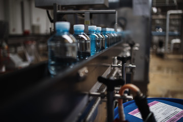 Bottling plant - Water bottling line for processing and bottling pure mineral carbonated water into bottles.