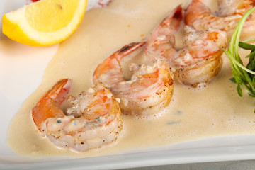 Prawn in cream sauce