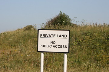 Schild Private Land, Privatgrundstück