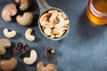 Anacardium occidentale - Organic Cashew nuts