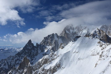Fototapeta na wymiar Alpi monte bianco