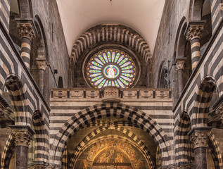 Interior of the Roman Catholic cathedral di San Lorenzo in Genoa