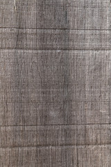 planches de bois pouvant évoquer des portes ou des palissades