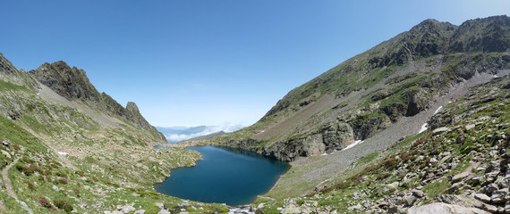 Lac N&egrave;re