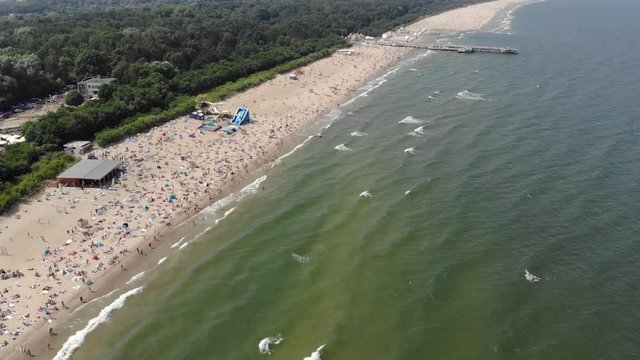 Gdańsk, panorama plaży w Brzeźnie z lotu ptaka
