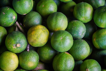 Green lemons are good to eat.