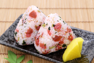 おにぎり　梅干し