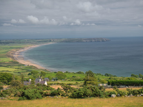 Porth Neigwl / Hell's Mouth on the Wales Coast Path on the Llyn Peninsula, Gwynedd, Wales, UK