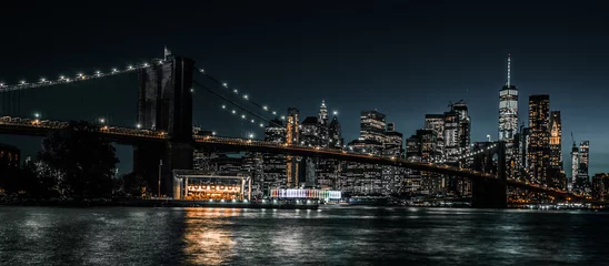  Brooklyn Bridge en Jane& 39 s Carousel met uitzicht op het centrum van Manhattan © Fabian